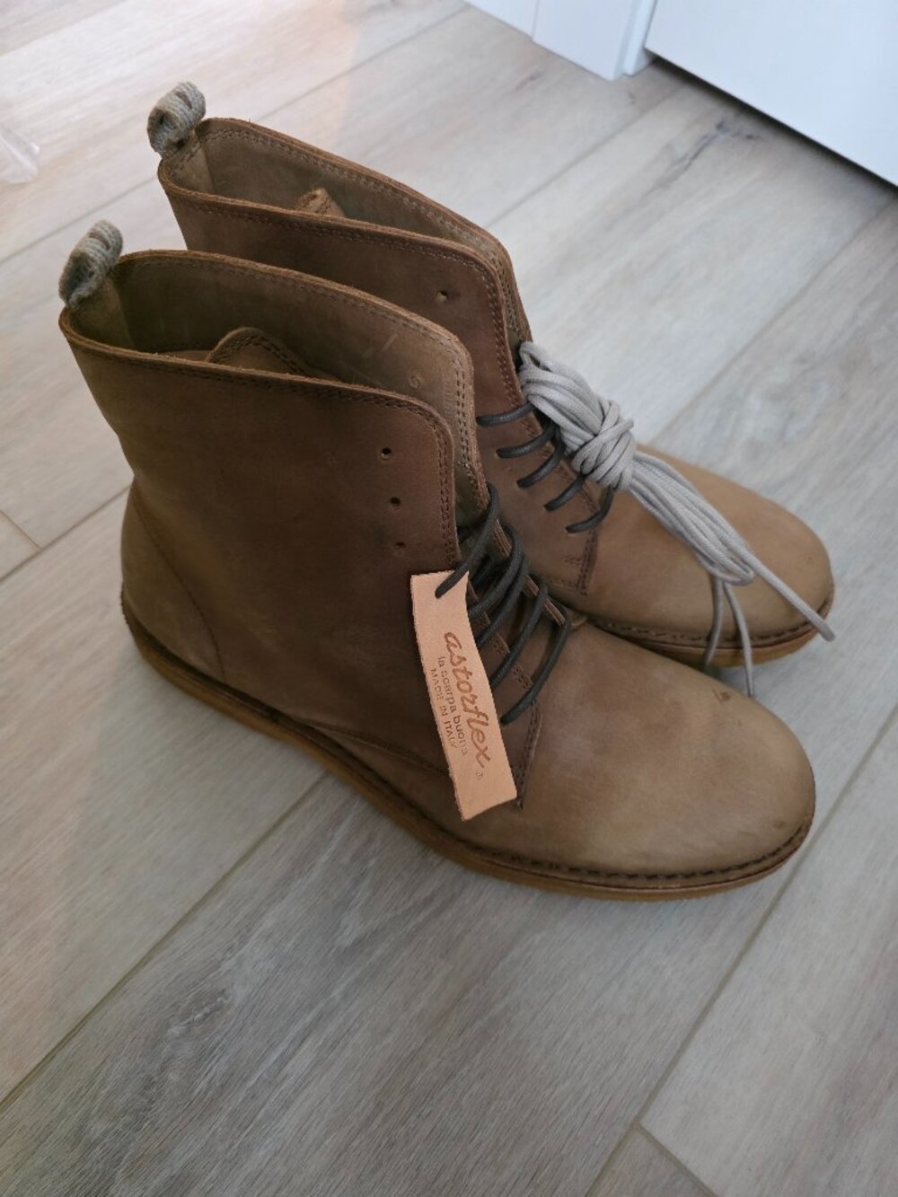 Astorflex Bootflex Lace Up Boot crafted in brown suede/nubuck leather SIZE 11